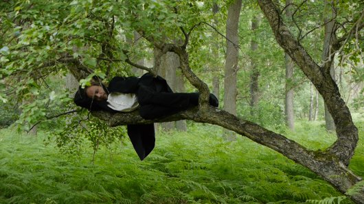 Szenenphoto: Jacob Böhme auf dem Baum